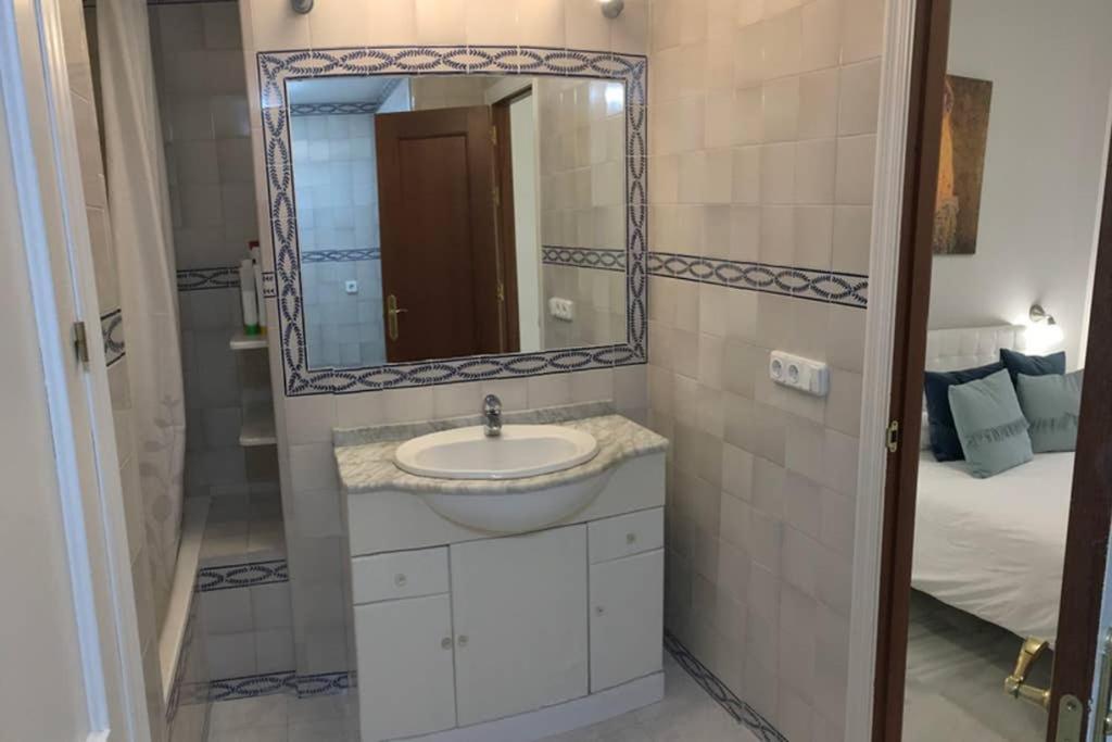 Apartament 1 Minute From Cathedral. Feel The Heart Of
