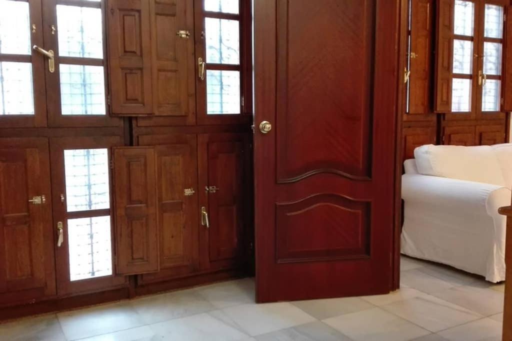 1 Minute From Cathedral. Feel The Heart Of Apartment *